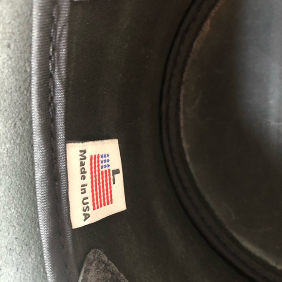 Chapel Leather Hat - Picture 4 of 6